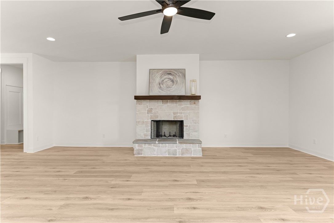 1140 Madison Hills Drive Property Photo 12