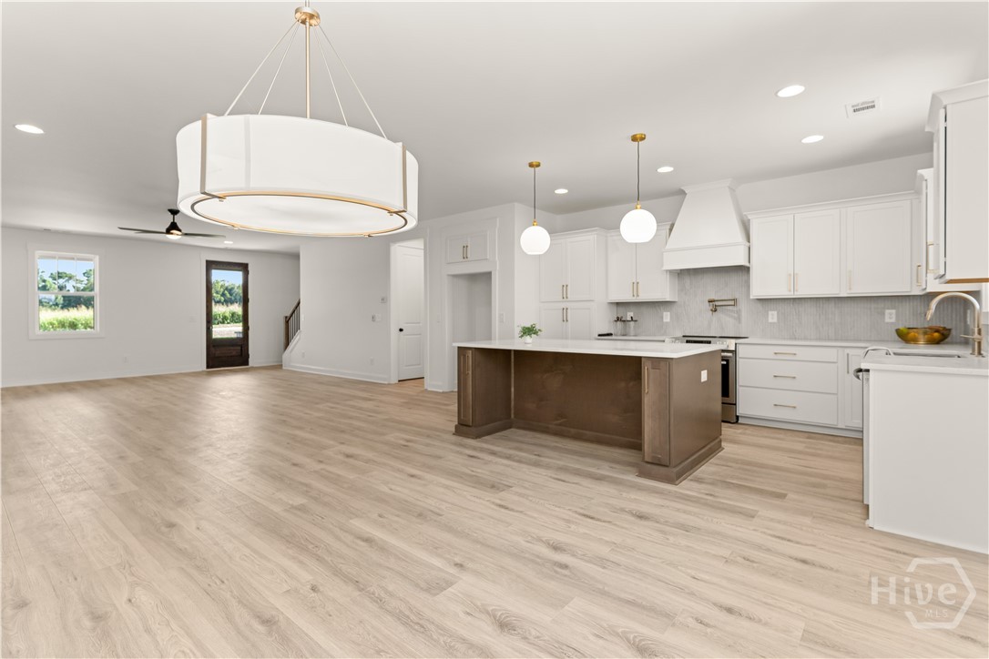 1140 Madison Hills Drive Property Photo 19