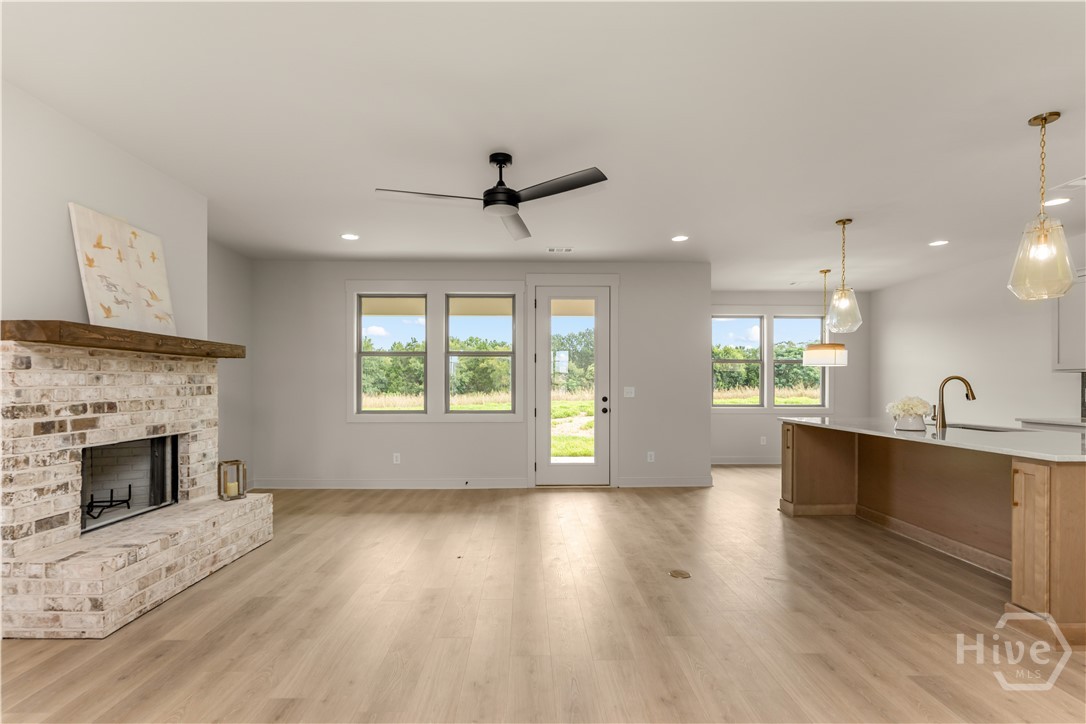1101 Madison Hills Drive Property Photo 12