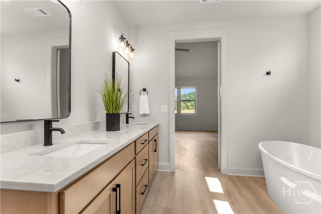1101 Madison Hills Drive Property Photo 36