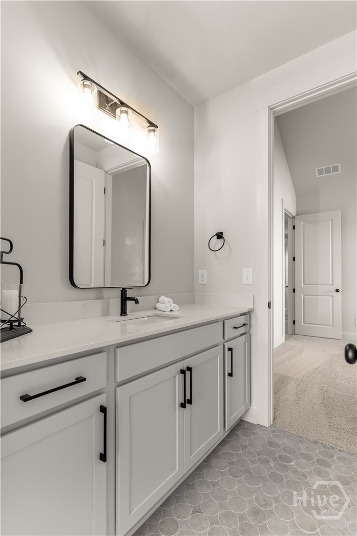 1101 Madison Hills Drive Property Photo 45