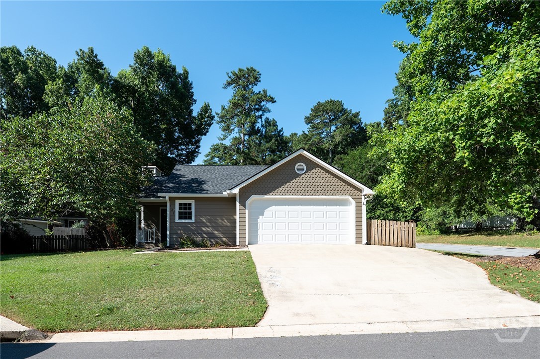 131 Diamond Drive Property Photo 3