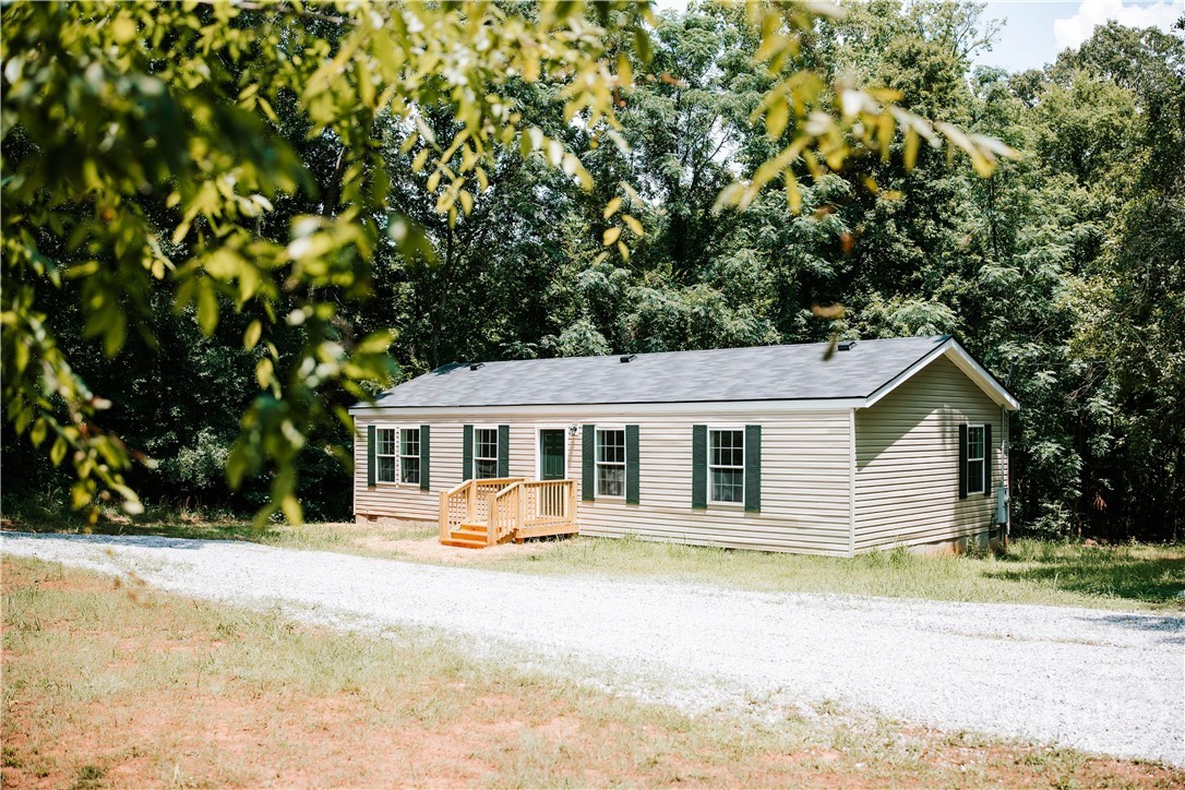 1760 Cedar Grove Rd Property Photo 1