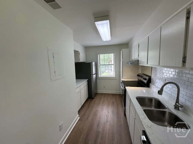 290 Appleby Drive 173 Property Photo 4