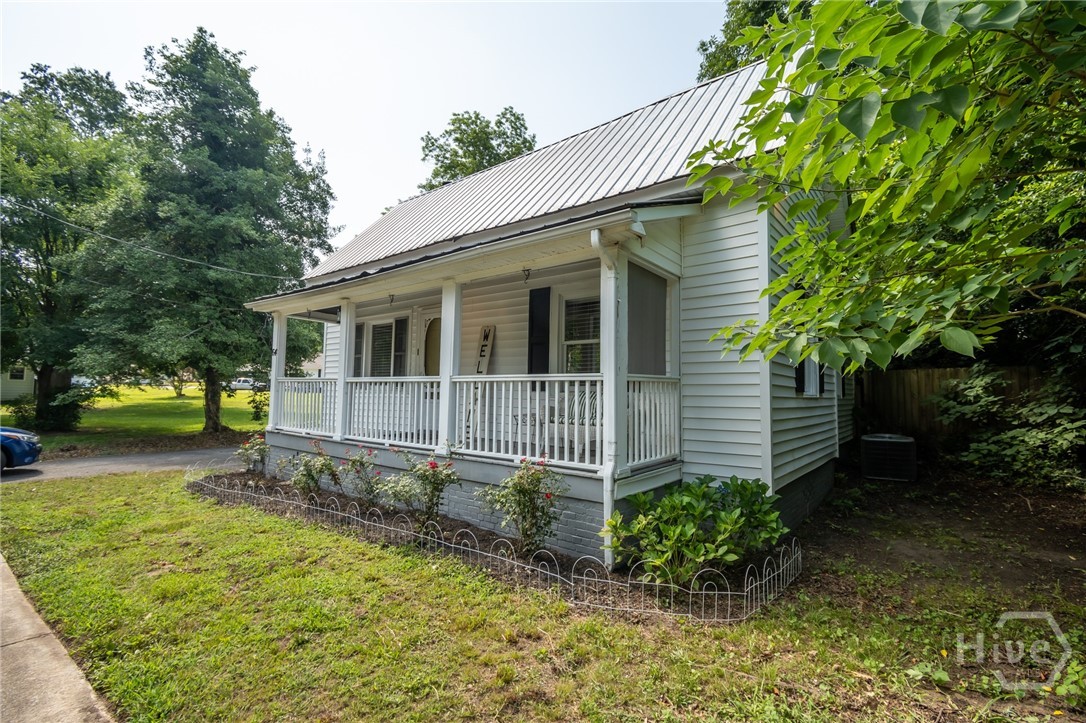 64 Madison Street Property Photo 2
