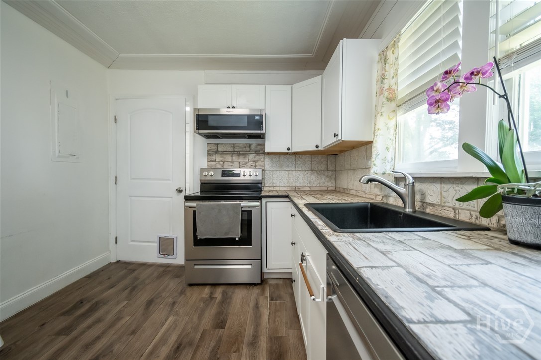 64 Madison Street Property Photo 5