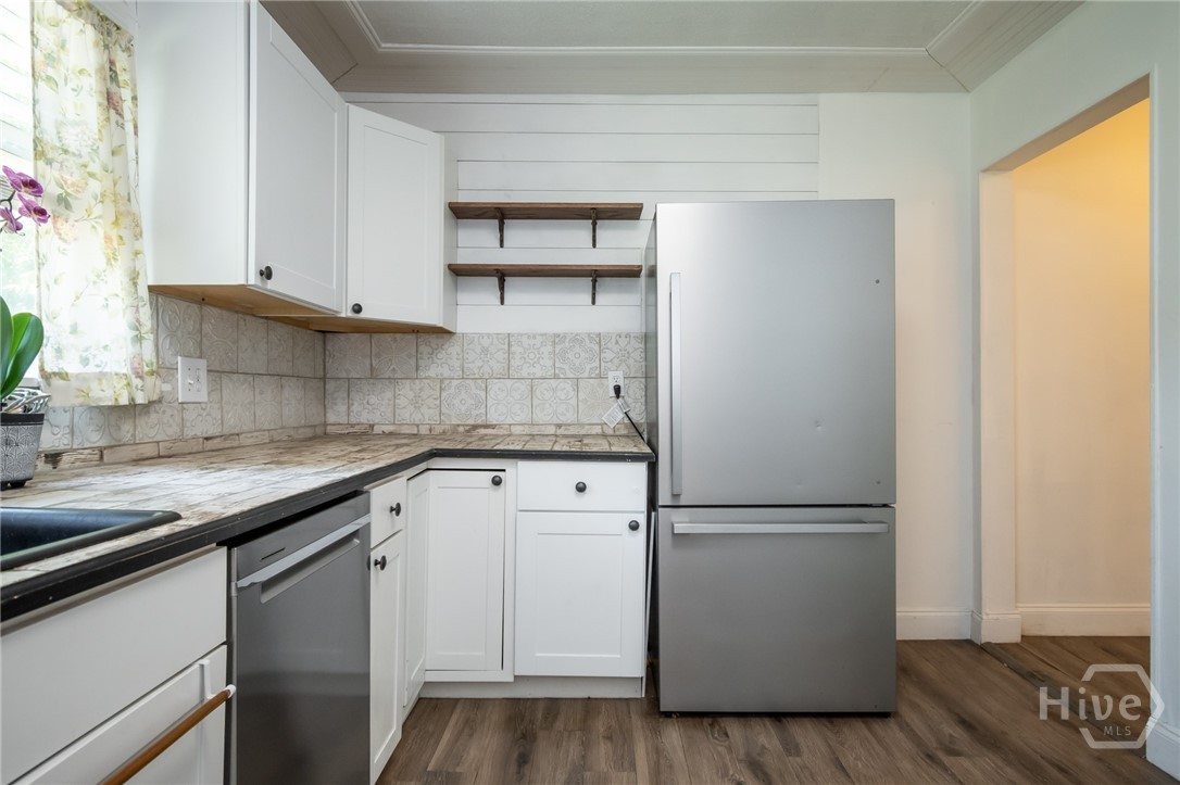 64 Madison Street Property Photo 6