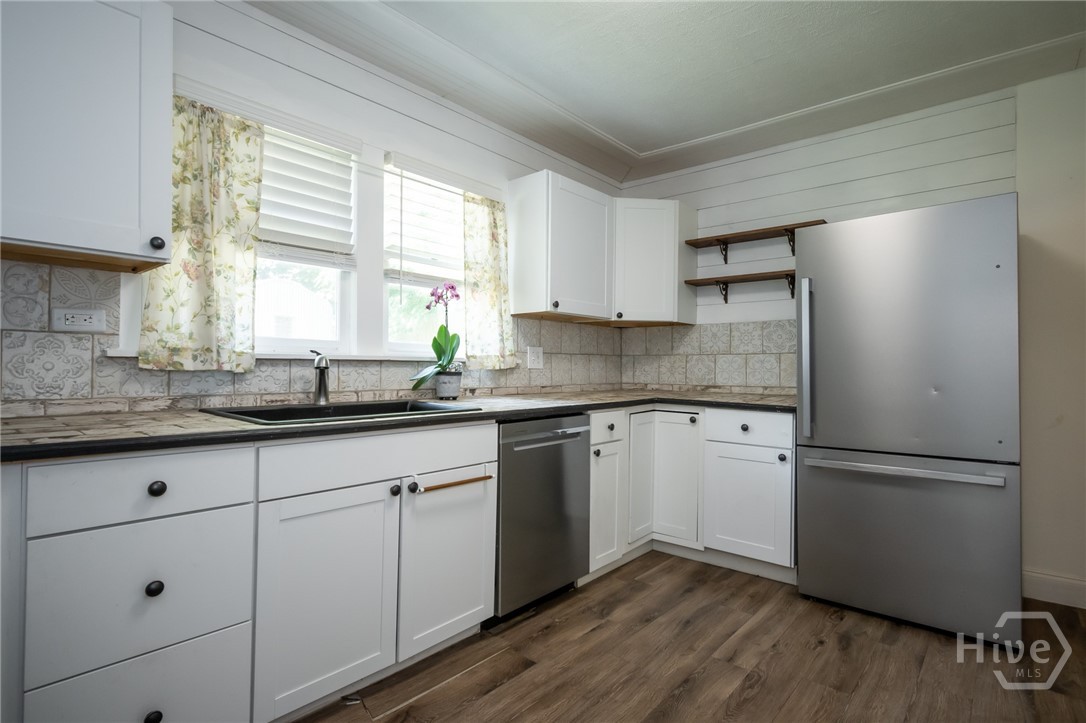 64 Madison Street Property Photo 7