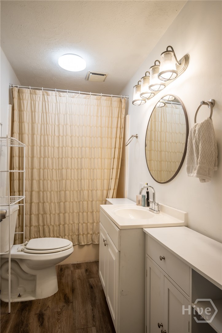 64 Madison Street Property Photo 8
