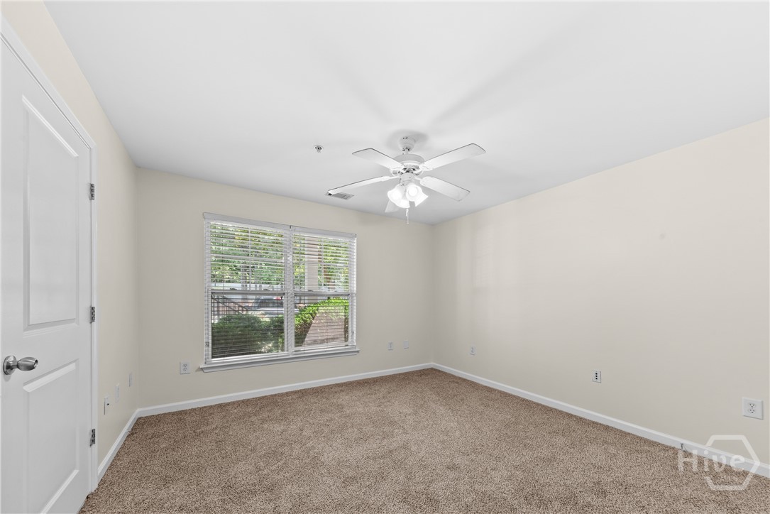 1035 Barnett Shoals Road 913 Property Photo 13