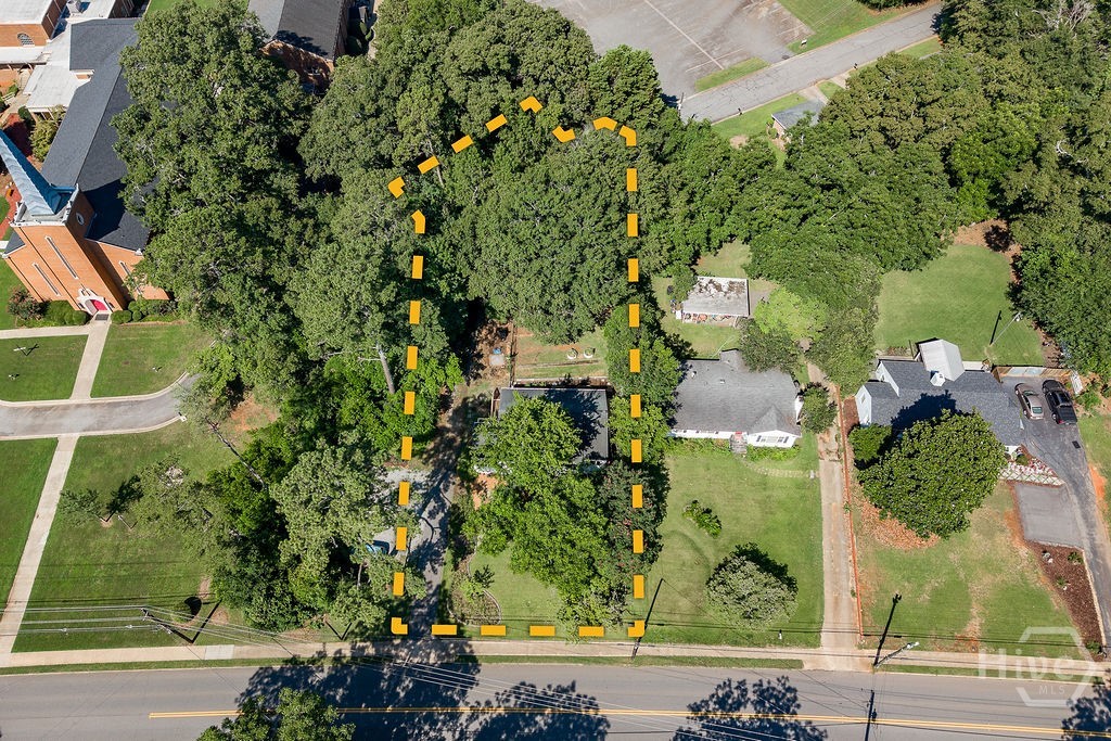 1686 S Milledge Avenue Property Photo 3