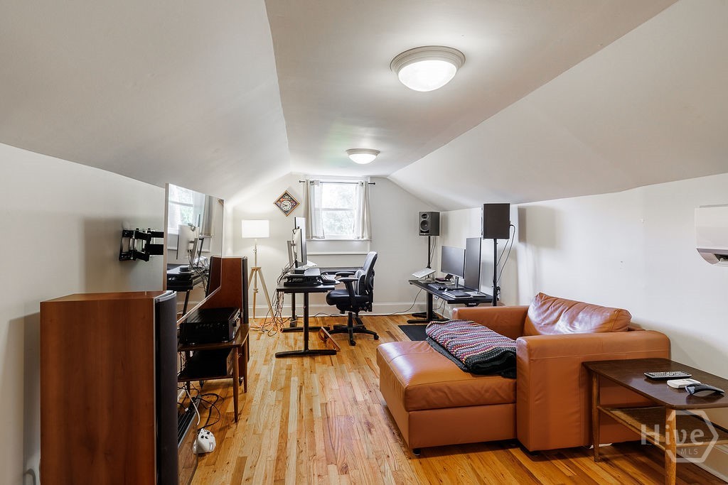 1686 S Milledge Avenue Property Photo 14
