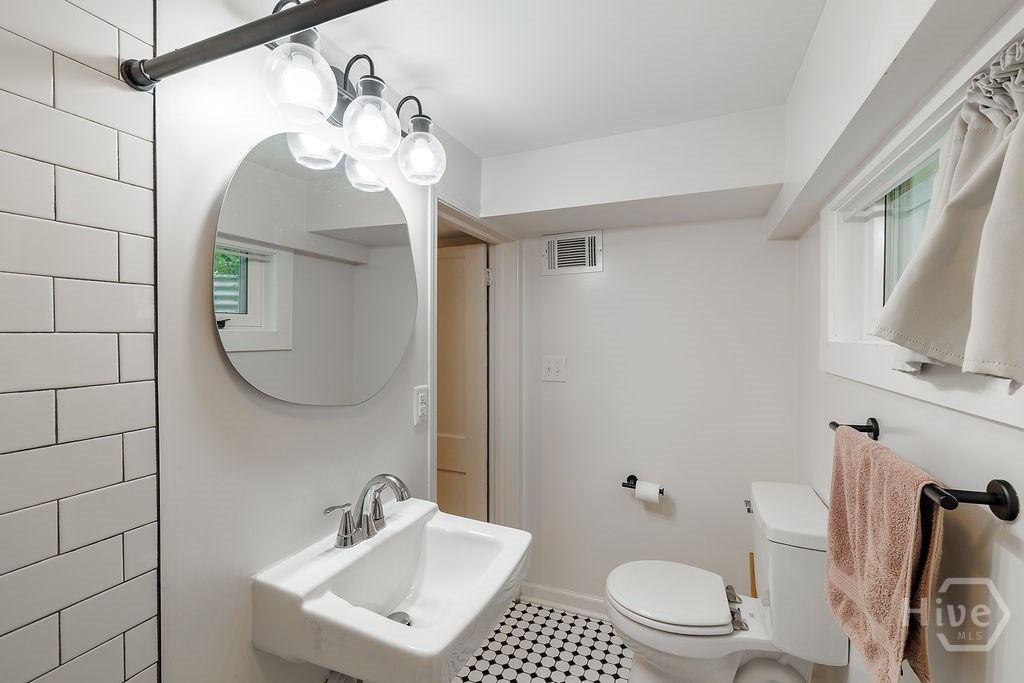 1686 S Milledge Avenue Property Photo 22