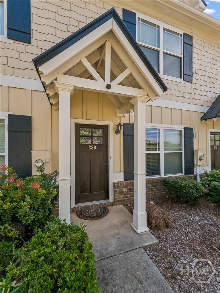 239 Oconee River Circle Property Photo 2