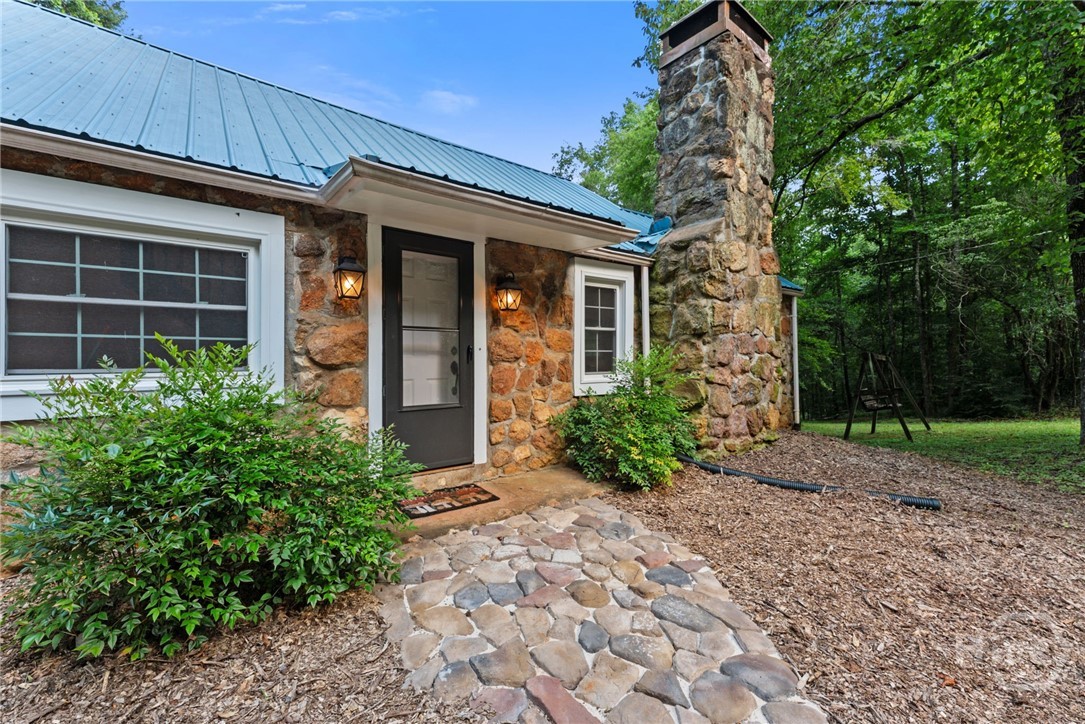 973 Floyd Road Property Photo 18