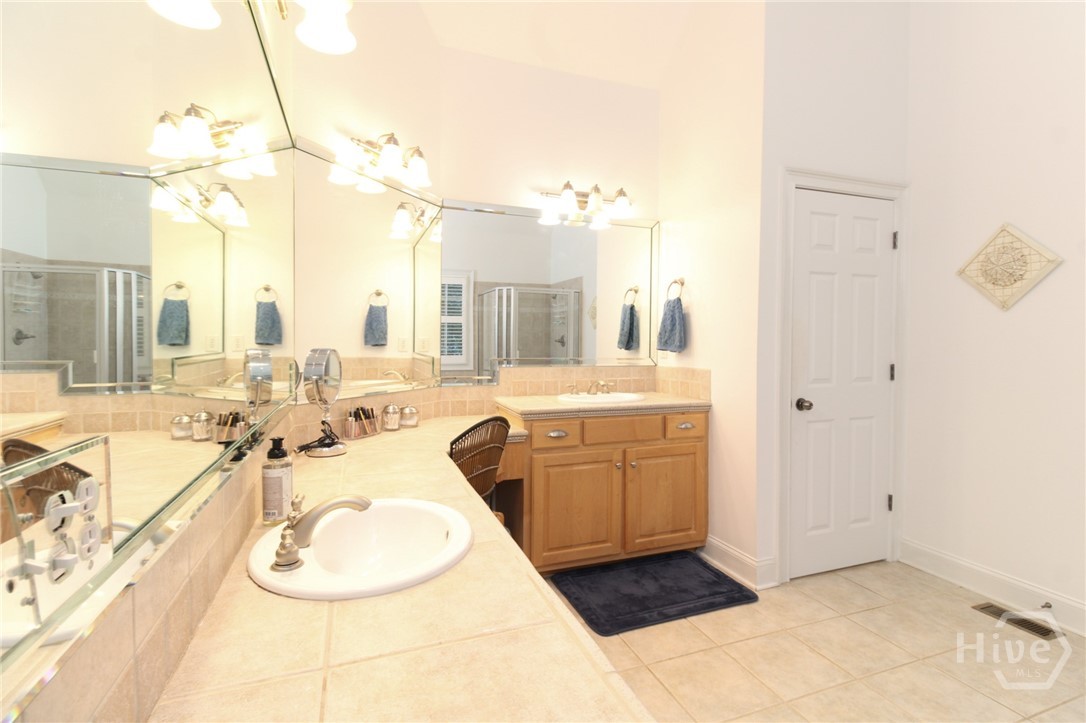 1051 Spring Creek Drive Property Photo 16