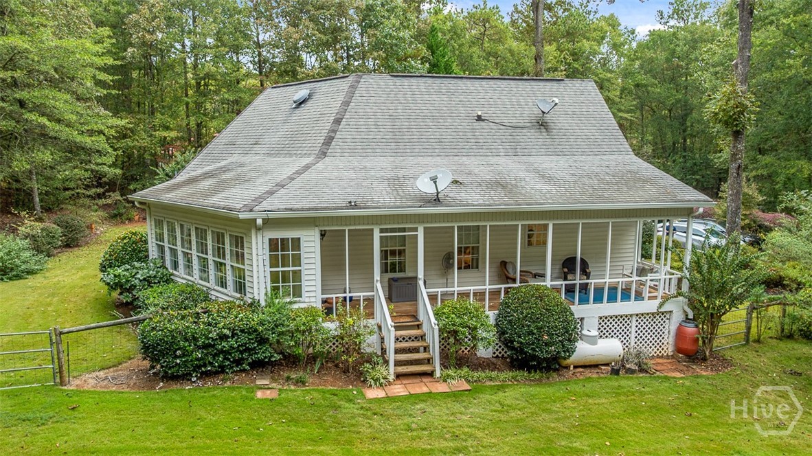 1011 H D Atha Road Property Photo 5