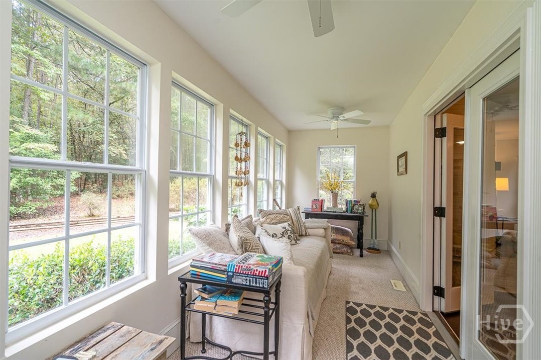 1011 H D Atha Road Property Photo 17