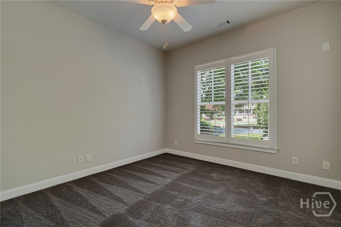 300 Horseshoe Bn Property Photo 18