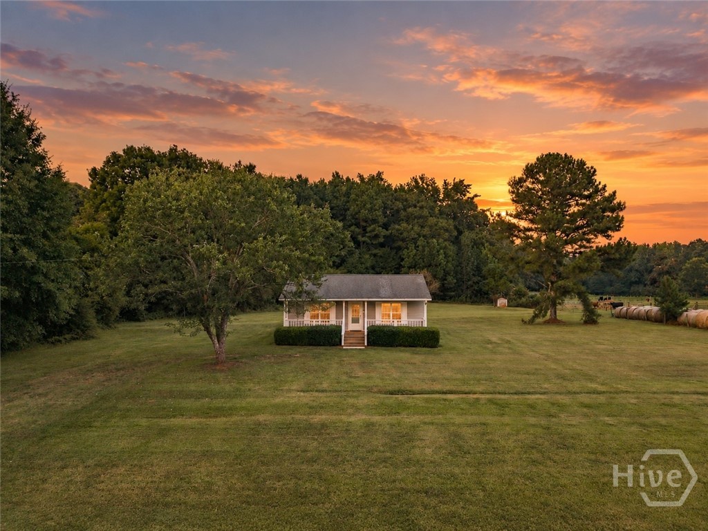 984 Arnoldsville Road Property Photo 1