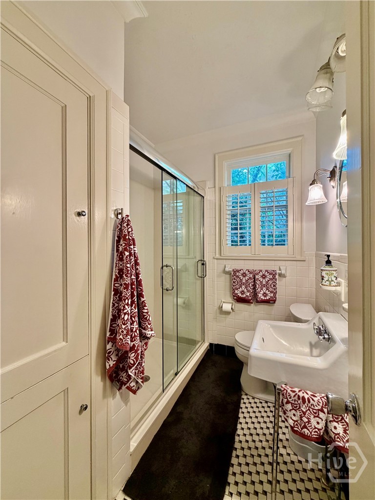 430 Stanton Way Property Photo 17