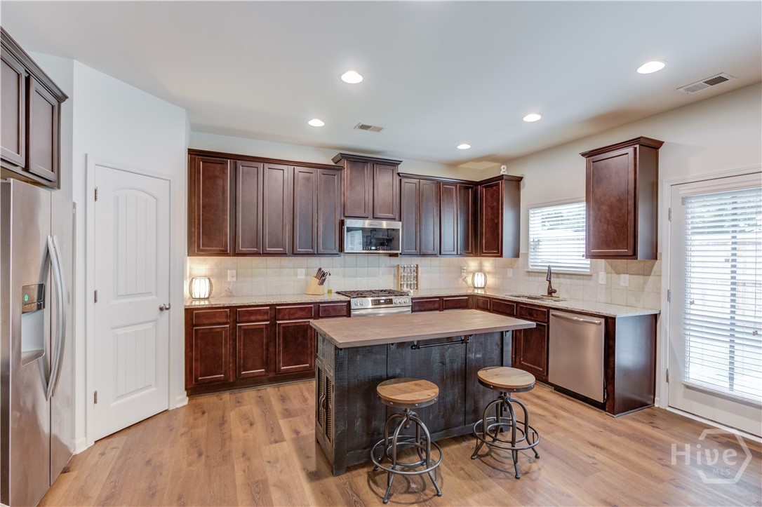 3425 Hope Road Property Photo 8