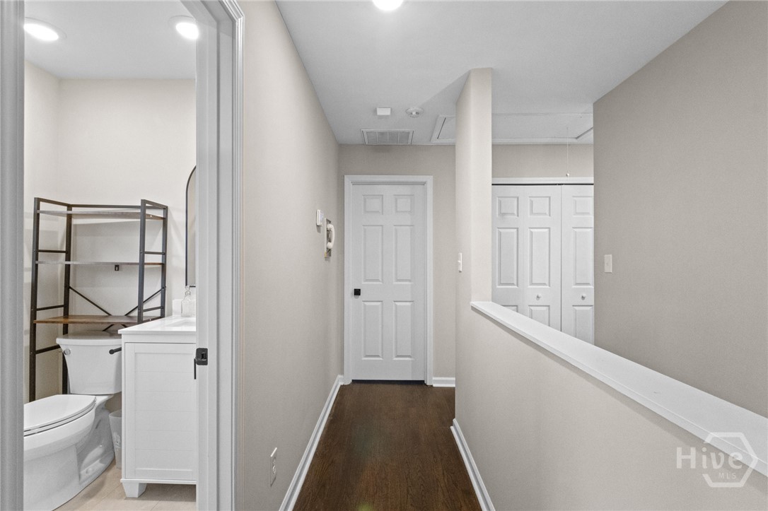 400 Somerset Drive Property Photo 30