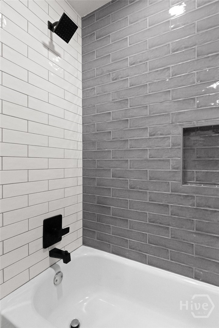 400 Somerset Drive Property Photo 32