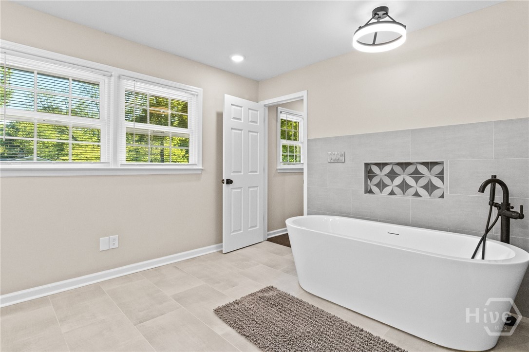 400 Somerset Drive Property Photo 38