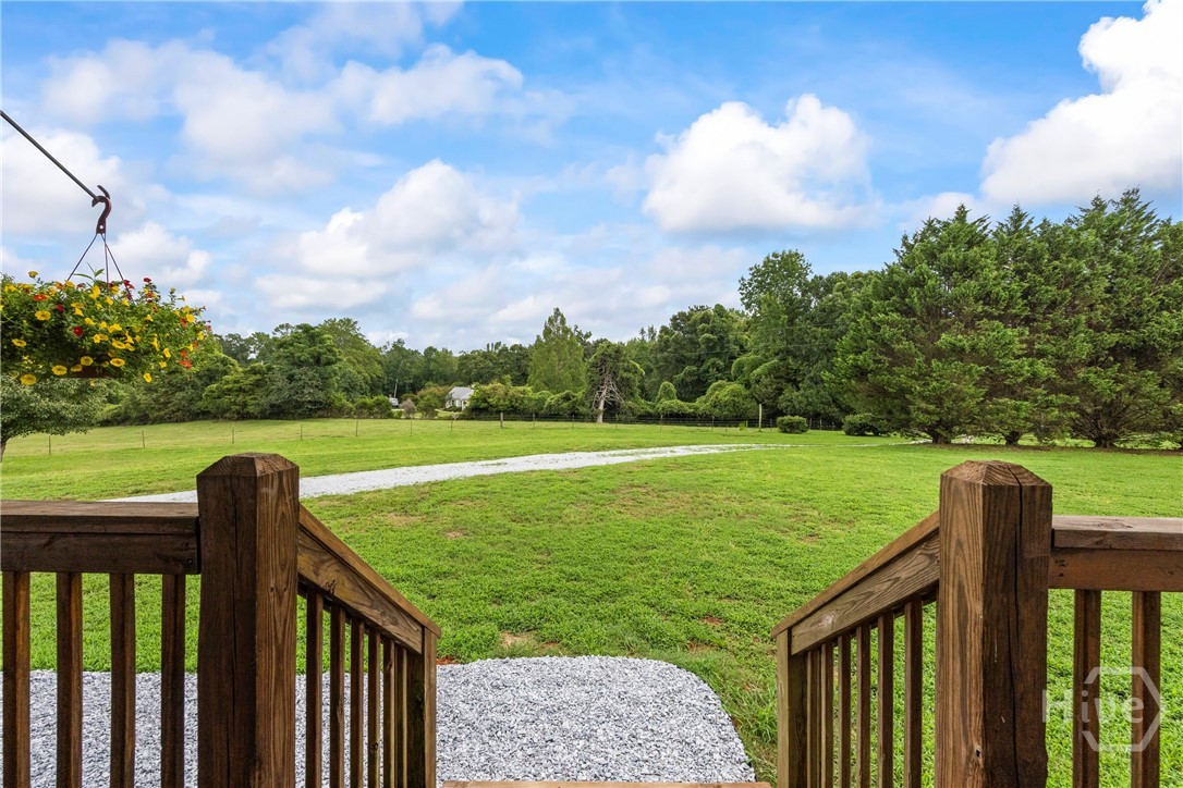 1718 Ed Bennett Road Property Photo 11