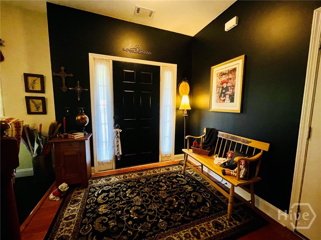 933 Vinings Drive Property Photo 10