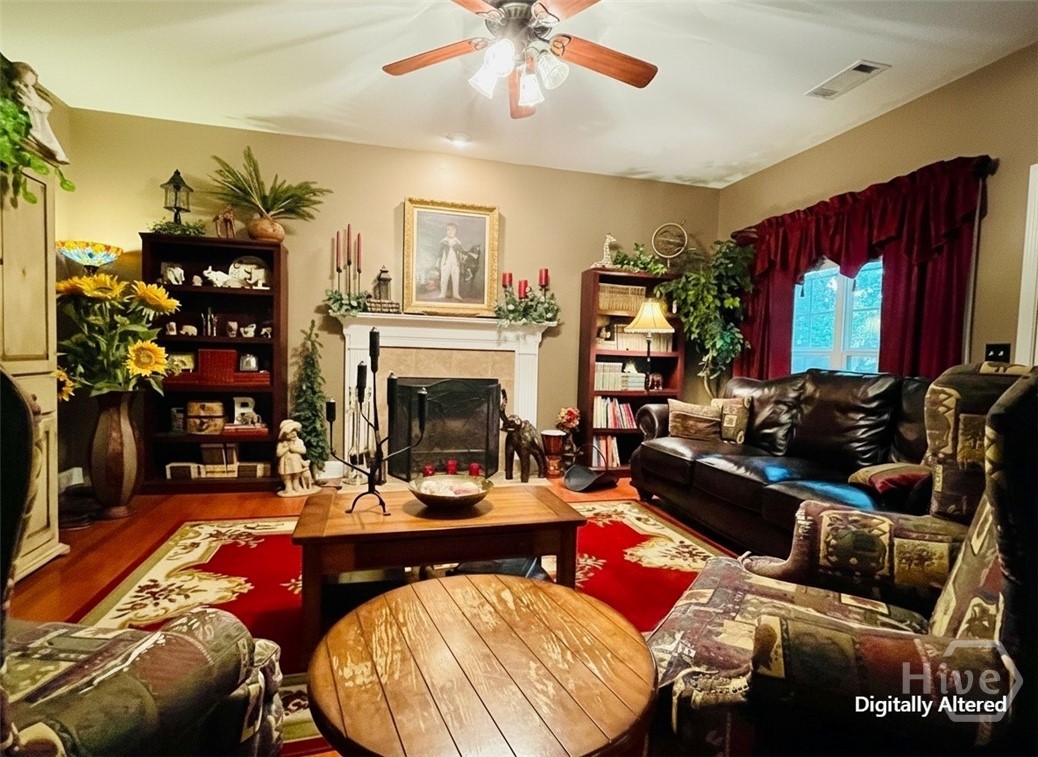 933 Vinings Drive Property Photo 15