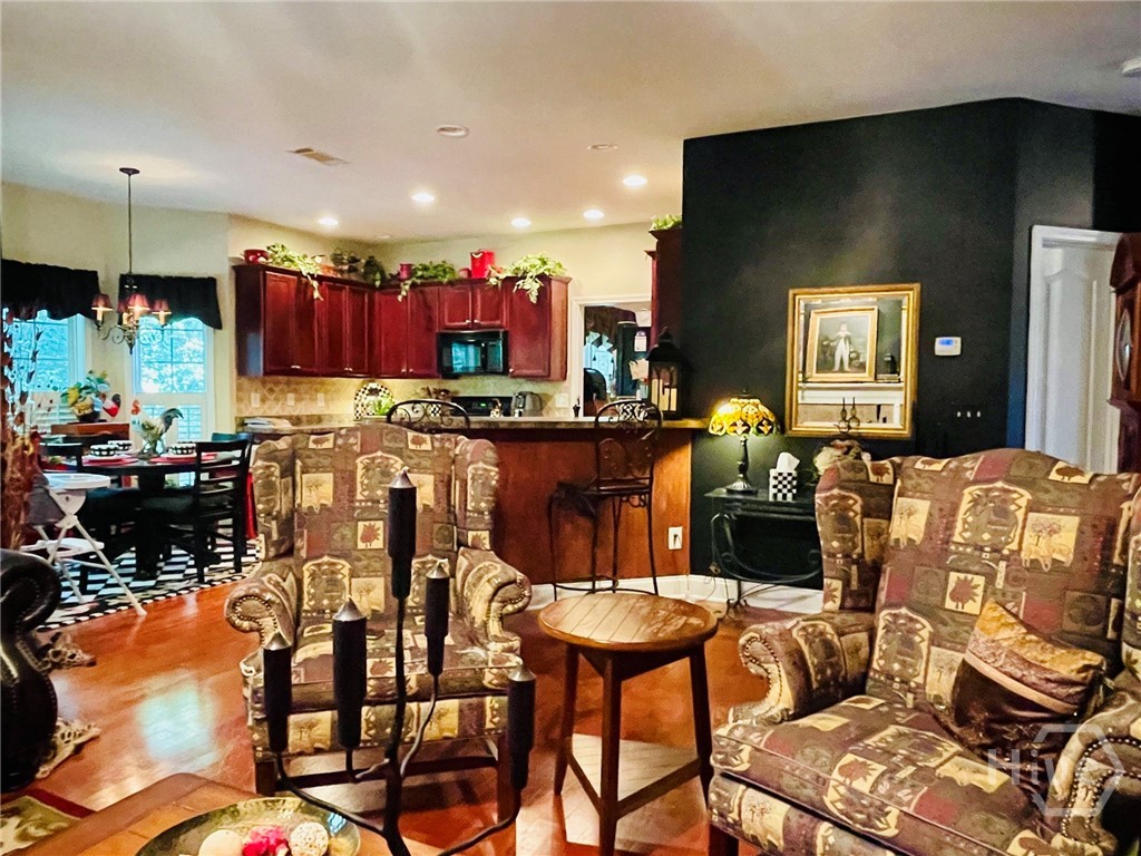933 Vinings Drive Property Photo 19