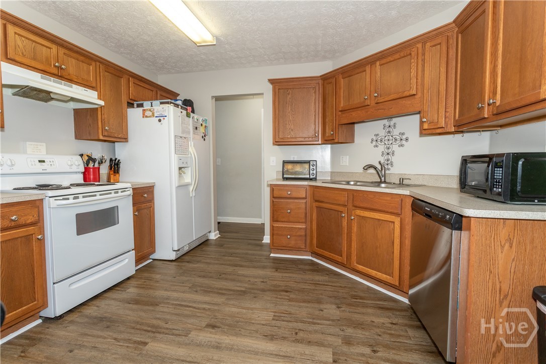 1537 Cardinal Lane Property Photo 15