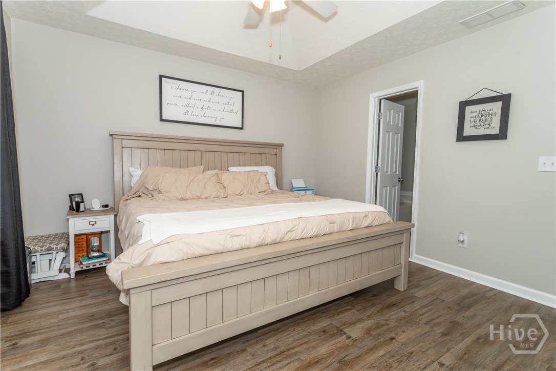 1537 Cardinal Lane Property Photo 19
