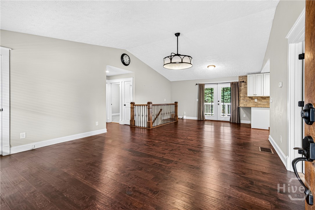 48 Mahaffey Street Property Photo 8