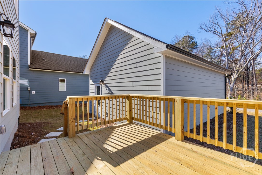 360 Summerville Lane Property Photo 31