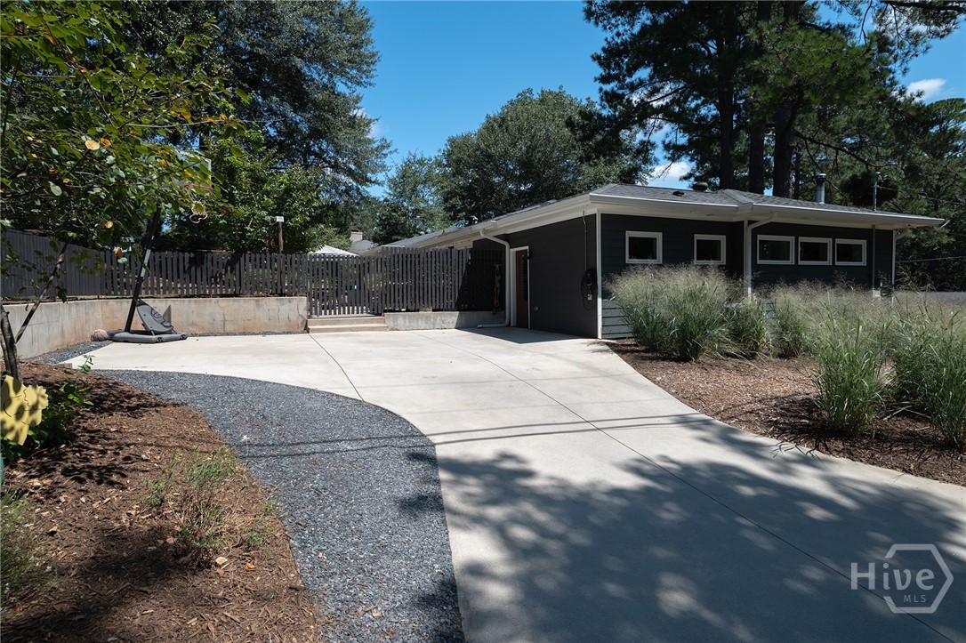 160 Gran Ellen Drive Property Photo 3