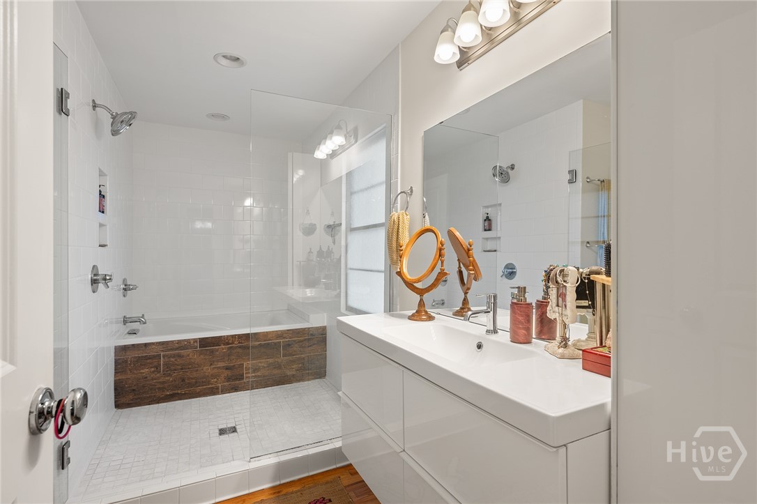 160 Gran Ellen Drive Property Photo 13