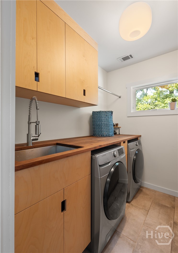 160 Gran Ellen Drive Property Photo 21