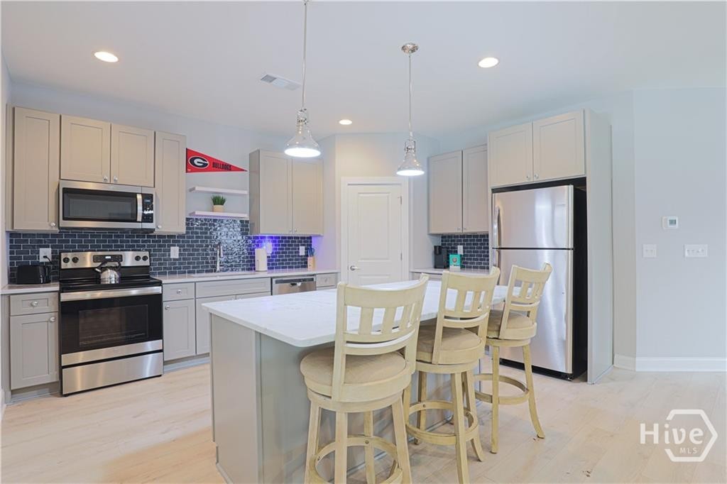 1641 Broad Street E Property Photo 10