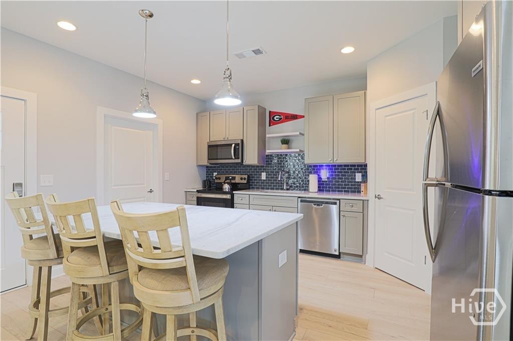 1641 Broad Street E Property Photo 13
