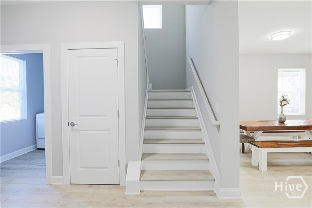 1641 Broad Street E Property Photo 17