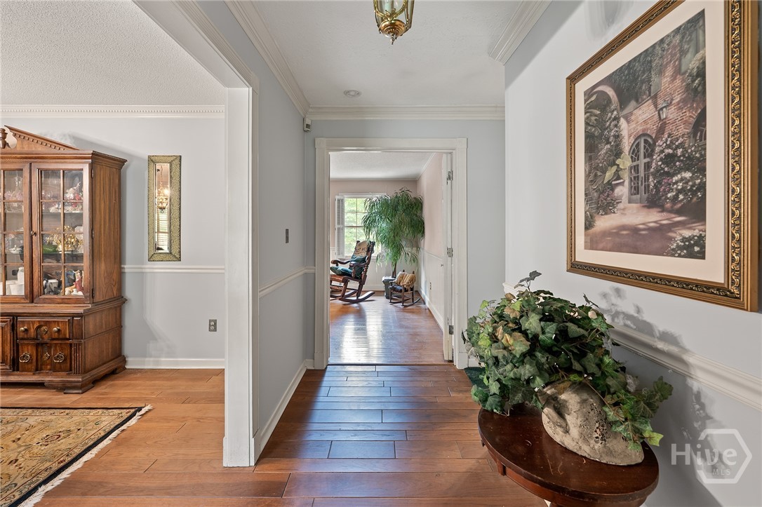 630 Kings Road Property Photo 3