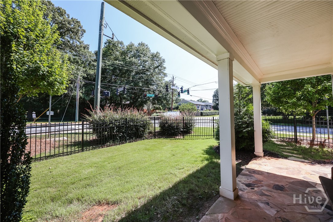 655 Oglethorpe Avenue Property Photo 3