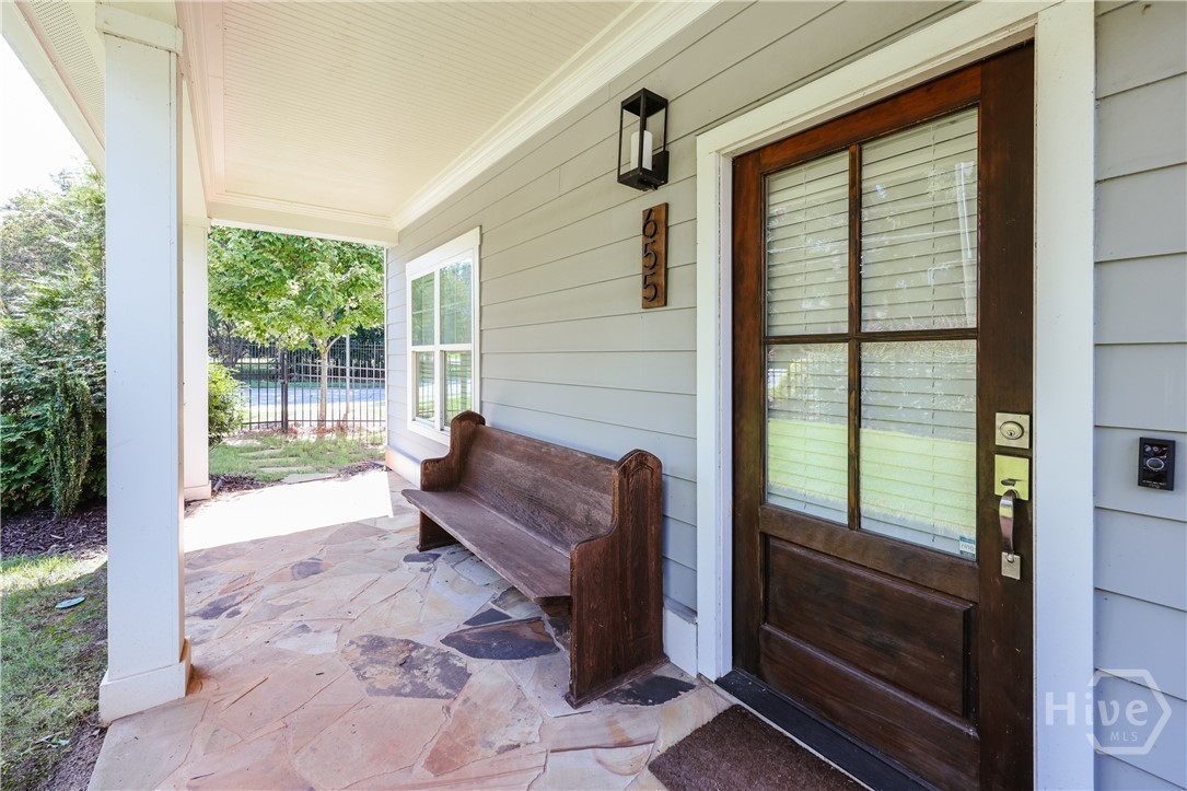 655 Oglethorpe Avenue Property Photo 4