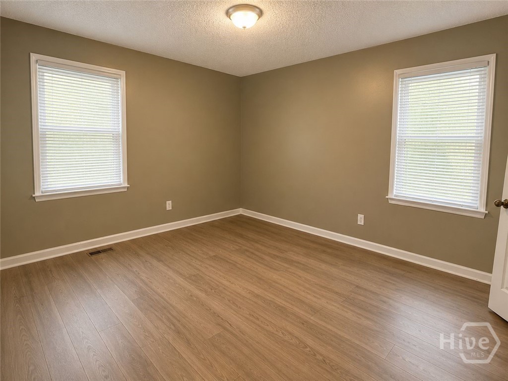 110 Flannigans Property Photo 6