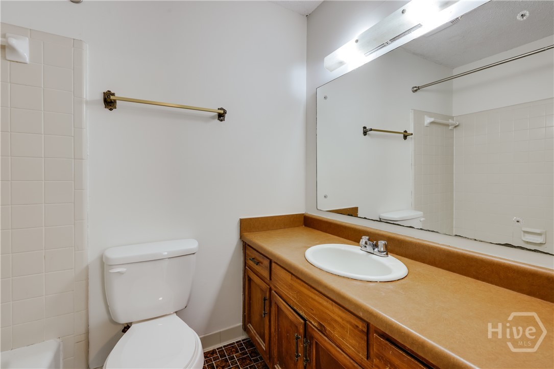 110 Flannigans Property Photo 28