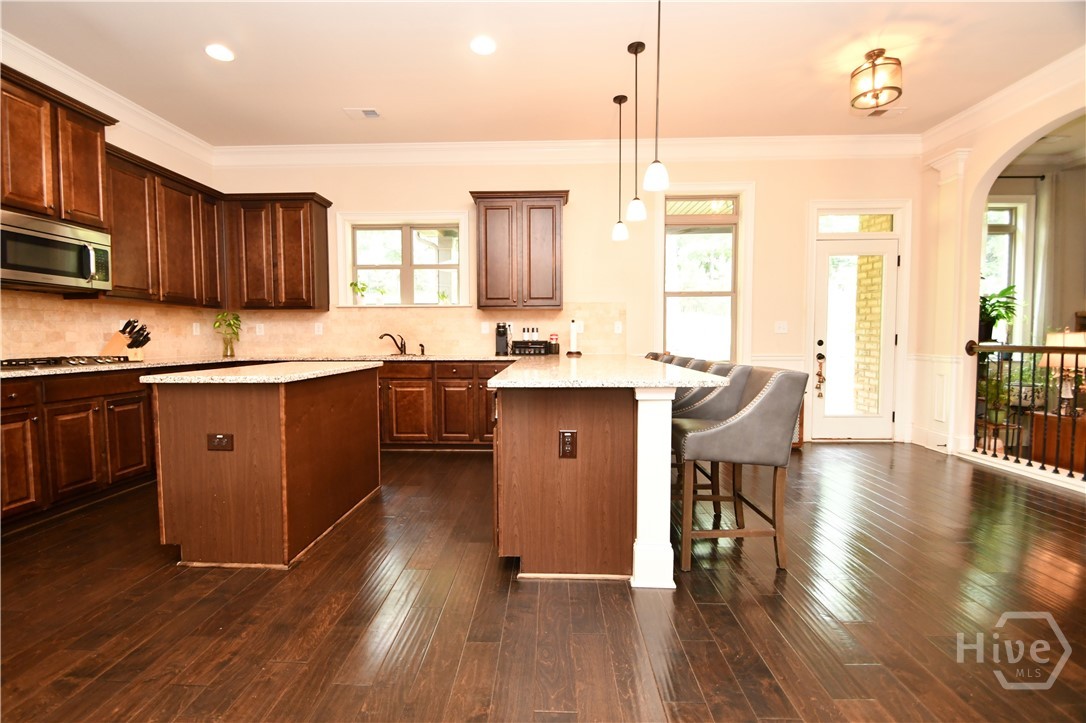 1140 Riverhill Drive Property Photo 8