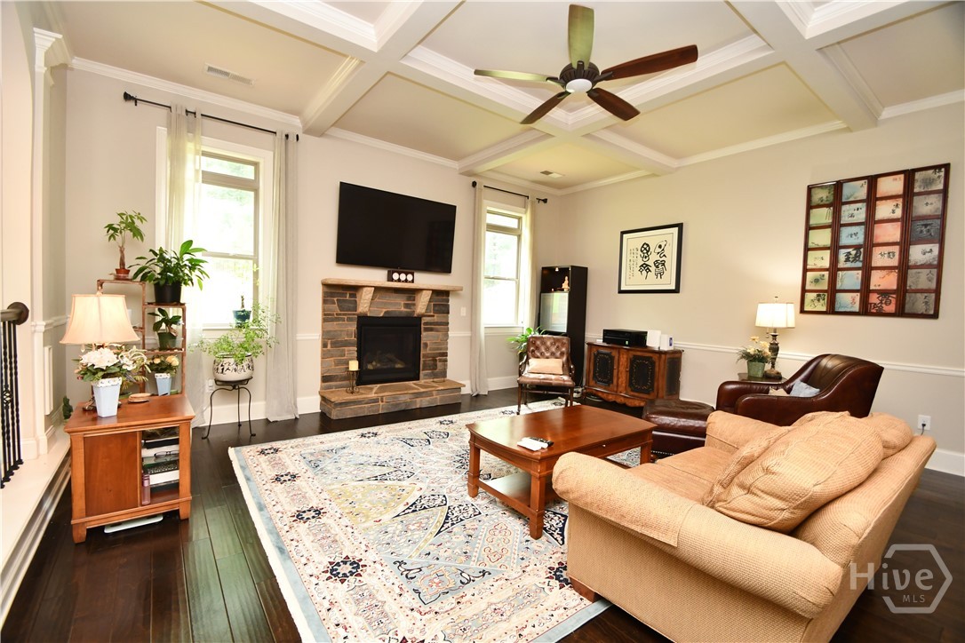 1140 Riverhill Drive Property Photo 15